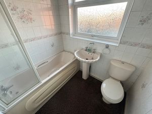 Photo 9- click for photo gallery